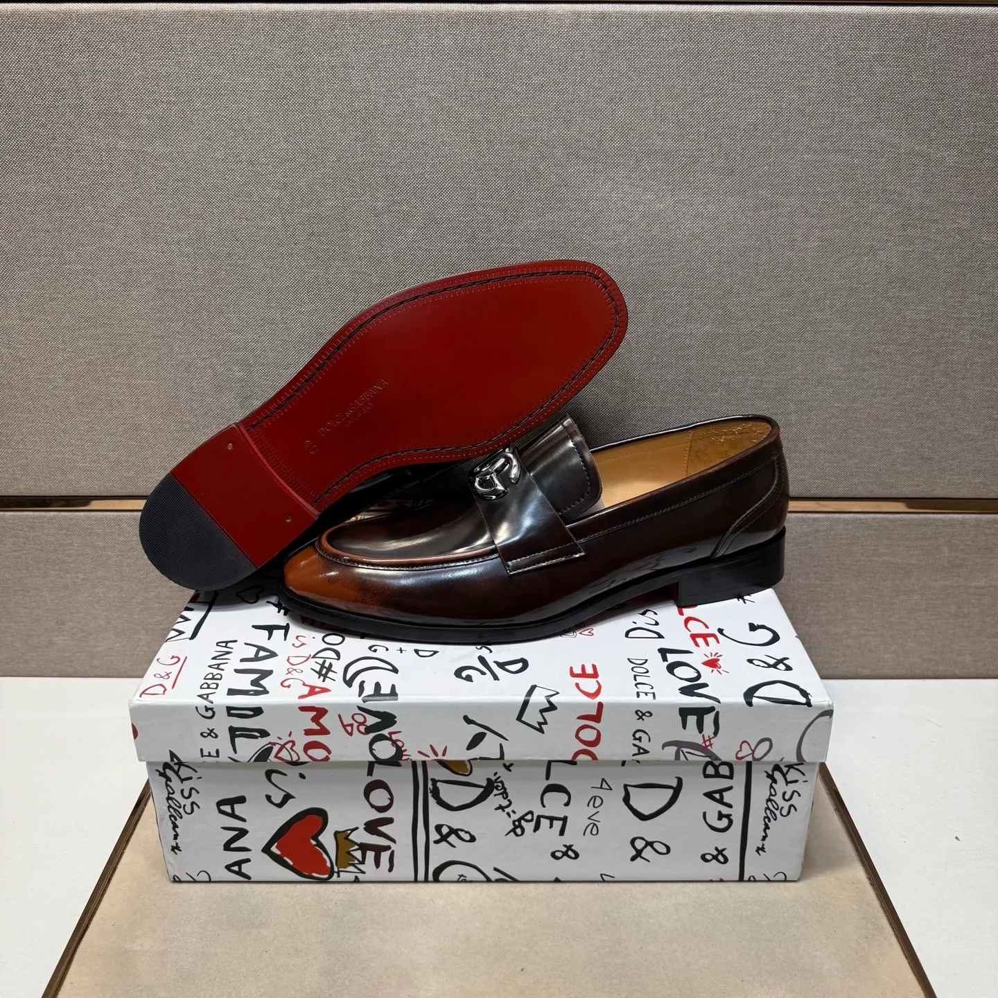 Men's men's shoes 💰pp520【DG～】Men's casual formal leather shoes 2025z cabinet sales simultaneously 🔶Size: 38-44#️⃣ 🔷3 colors🔜The upper is made of cowhide stitching ➕Cowhide lining, comfortable and breathable, sole: original comfortable, wear-resistant and non-slip outsole, ⚠️real thing📱photographed🎬real thing is better📢📢📢